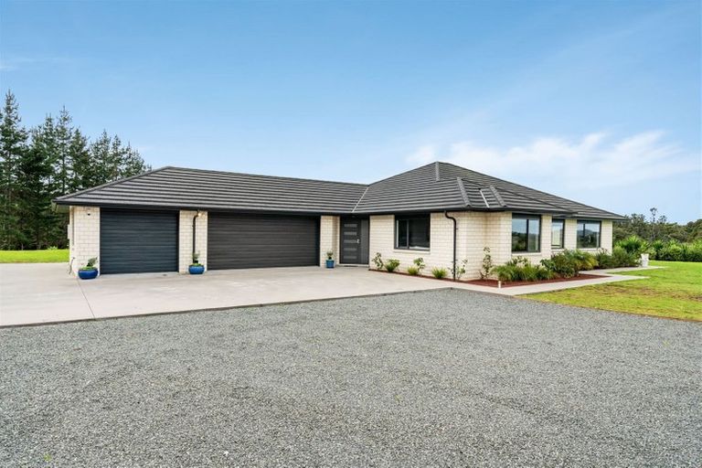 Photo of property in 76 Whatitiri Road, Maungatapere, Whangarei, 0179