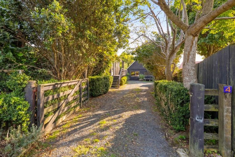 Photo of property in 4 Millen Place, Clarks Beach, 2122