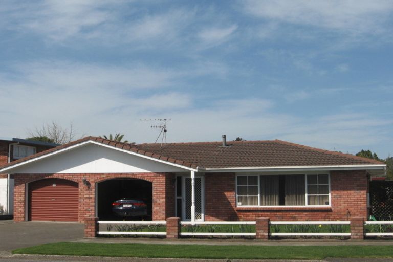 Photo of property in 18 Robertson Street, Glenholme, Rotorua, 3010