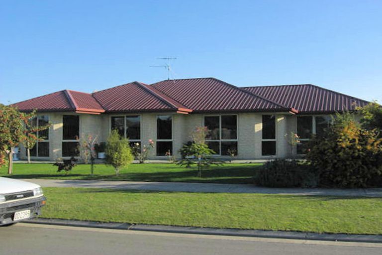 Photo of property in 9 Craigieburn Street, Darfield, 7510