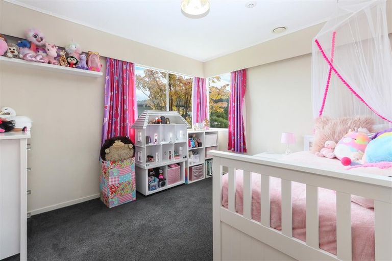 Photo of property in 16 Deborah Place, Mangakakahi, Rotorua, 3015