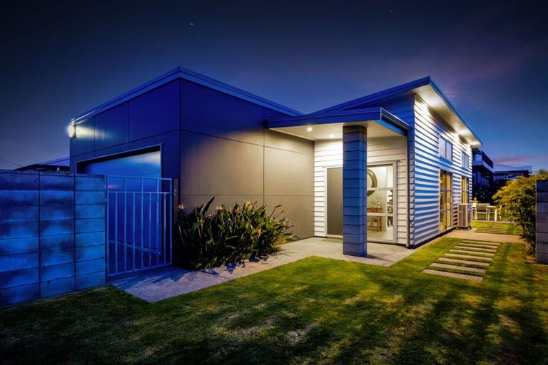 Photo of property in 17 Victoria Street, Hawera, 4610