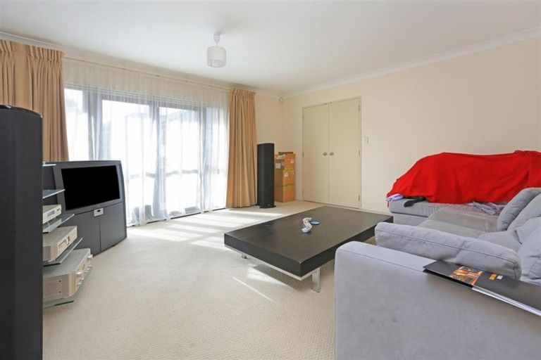 Photo of property in 128 Jeffs Road, Flat Bush, Auckland, 2016