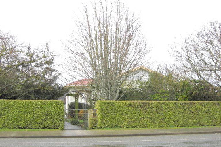 Photo of property in 89 Seaward Road, Edendale, 9825