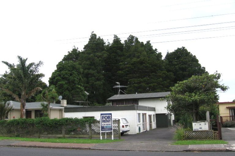 Photo of property in 23 Hillcrest Avenue, Hillcrest, Auckland, 0627