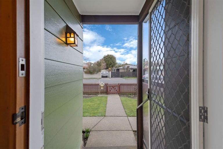 Photo of property in 1/49 Aylmer Street, Somerfield, Christchurch, 8024