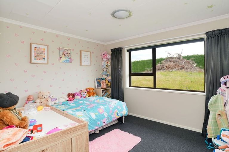 Photo of property in 73 Flora Road East, Makarewa, Invercargill, 9876
