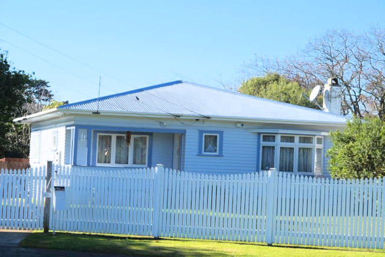 Photo of property in 60 Rosella Road, Mangere East, Auckland, 2024