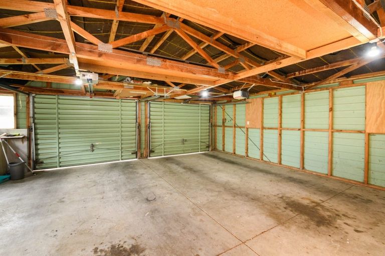 Photo of property in 57 Raglan Avenue, Cloverlea, Palmerston North, 4412