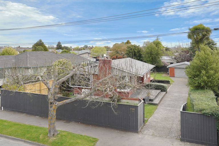 Photo of property in 195 Grimseys Road, Redwood, Christchurch, 8051