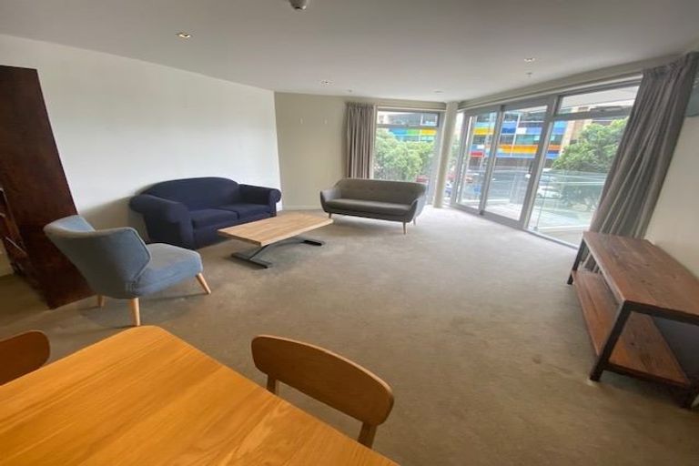 Photo of property in Piermont Apartments, 1a/82 Cable Street, Te Aro, Wellington, 6011