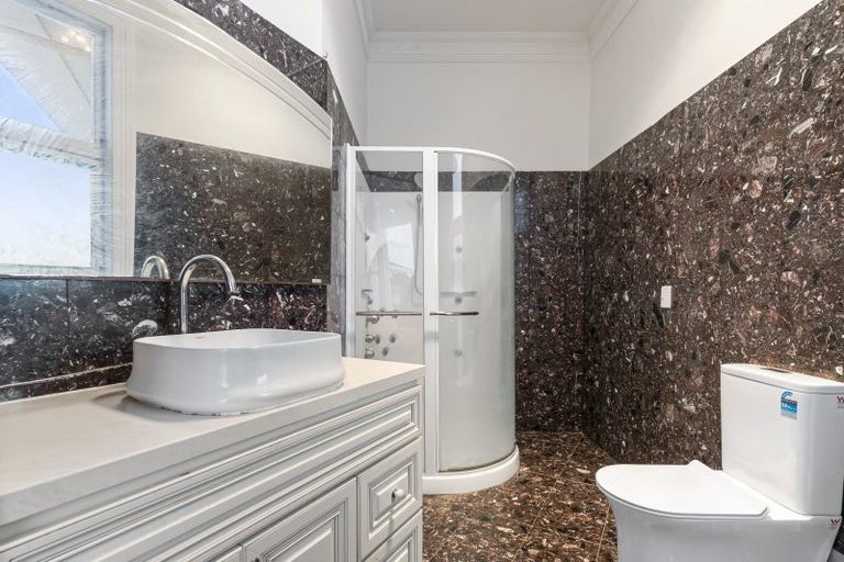 Photo of property in 6 Mahinga Place, Massey, Auckland, 0614