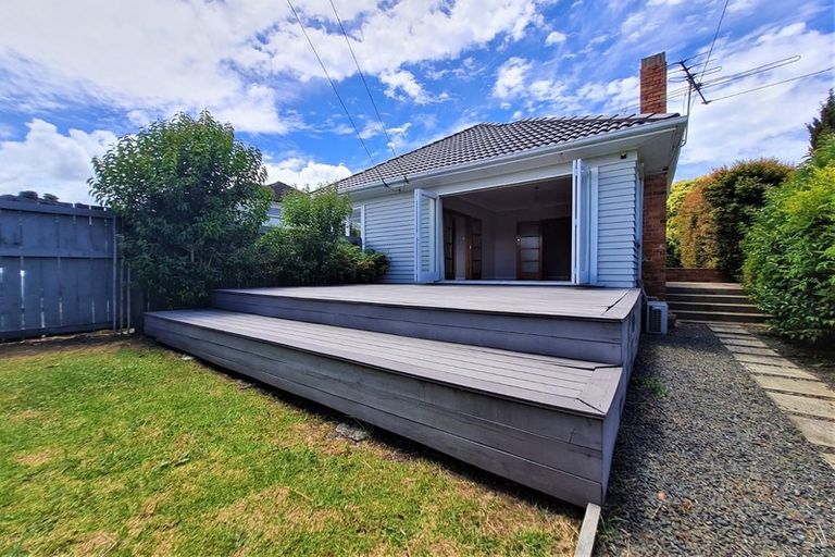 Photo of property in 33 Michaels Avenue, Ellerslie, Auckland, 1051