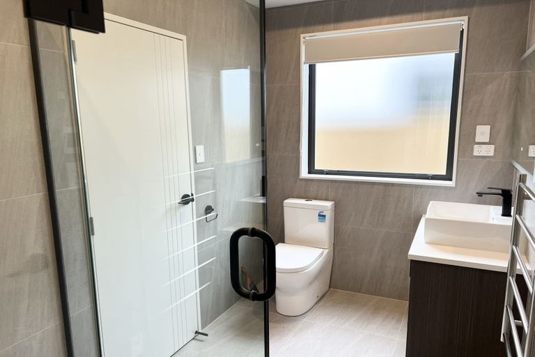 Photo of property in 14 Kairakau Street, Takanini, 2110