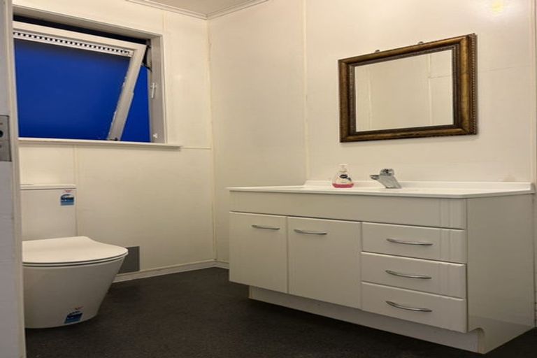 Photo of property in 4 Iona Place, Wiri, Auckland, 2104