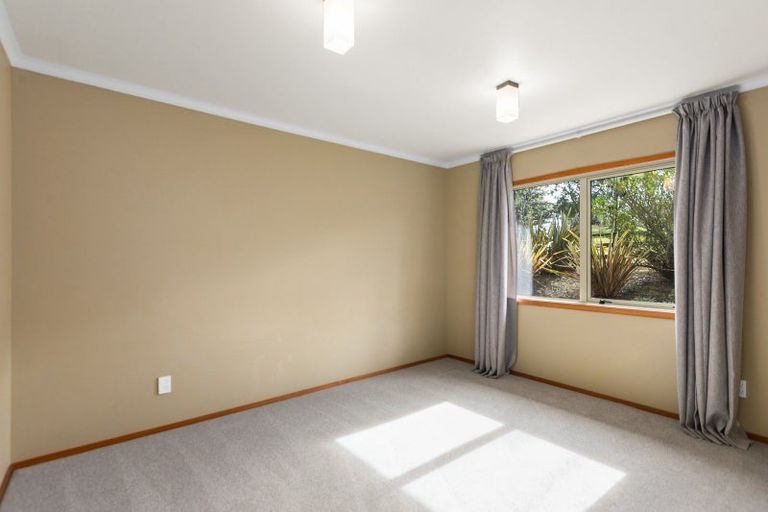 Photo of property in 21 Racecourse Road, Waipawa, 4210