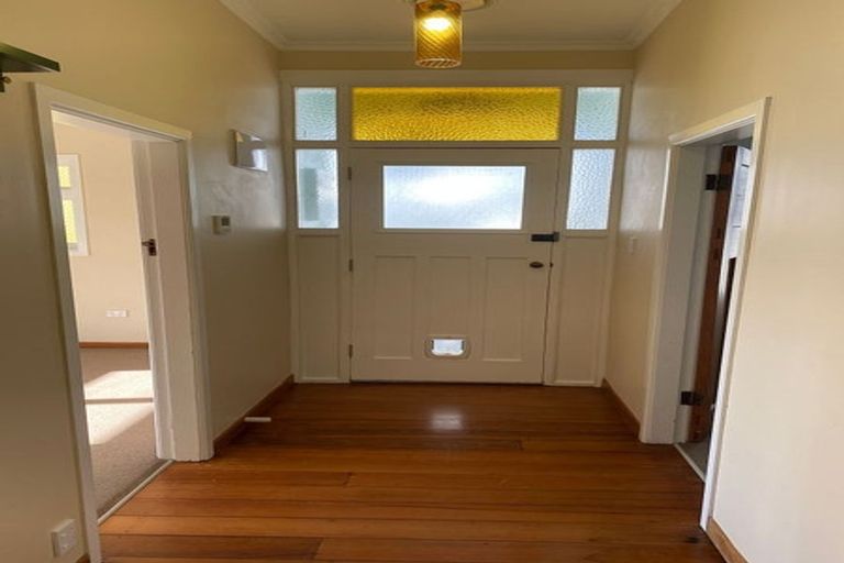 Photo of property in 31 Disley Street, Highbury, Wellington, 6012