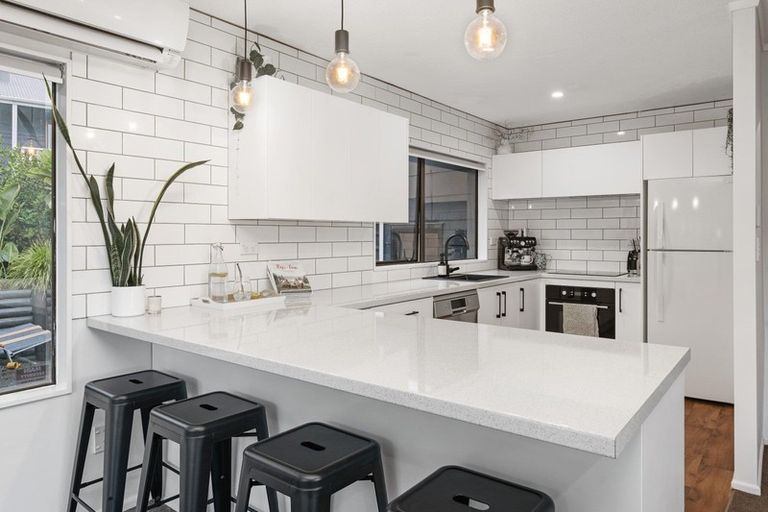 Photo of property in 97 Huia Street, Waikanae, 5036