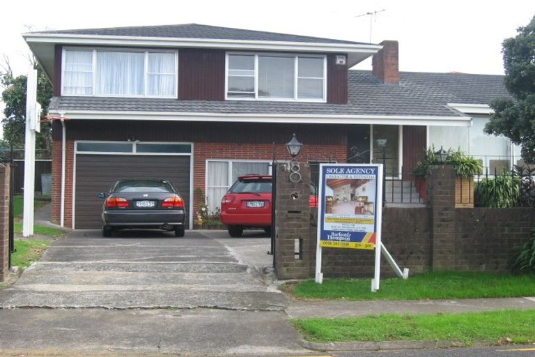 Photo of property in 8 The Crest, Sunnyhills, Auckland, 2010