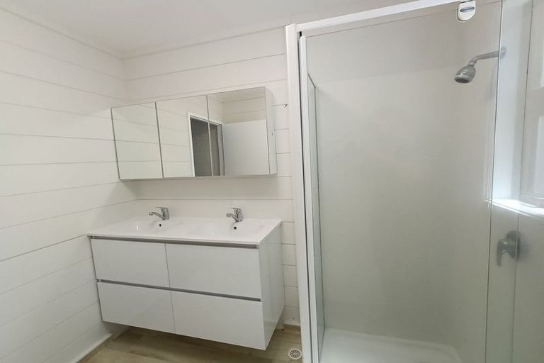 Photo of property in Drummond Street Flats, 17/19 Drummond Street, Mount Cook, Wellington, 6021