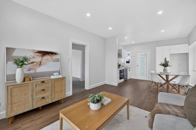 Photo of property in 154 Wainoni Road, Avondale, Christchurch, 8061