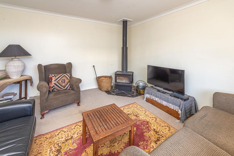 Photo of property in 84 Matai Street, Castlecliff, Whanganui, 4501