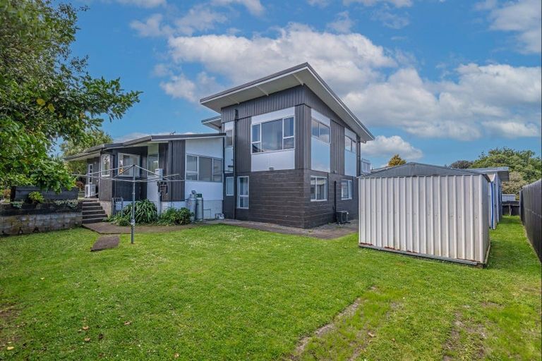 Photo of property in 20 Grey Street, Marton, 4710