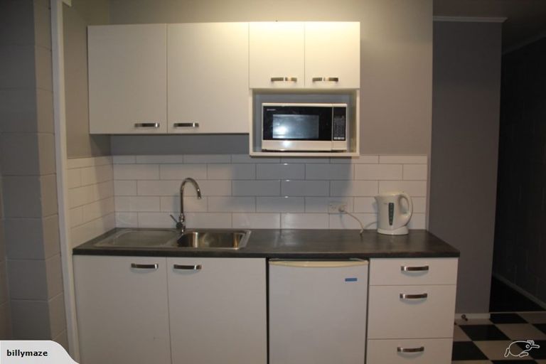 Photo of property in 35 Marriott Road, Pakuranga, Auckland, 2010