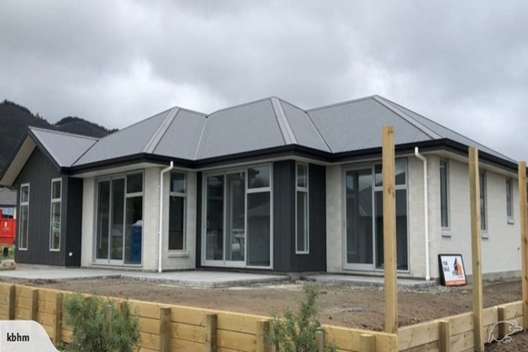 Photo of property in 28 Cupola Crescent, Richmond, 7020