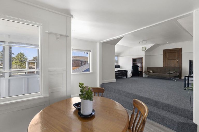 Photo of property in 82 Barrett Street, Westown, New Plymouth, 4310