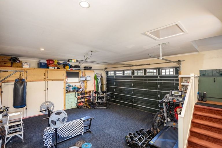 Photo of property in 87 Eliot Street, New Plymouth, 4310