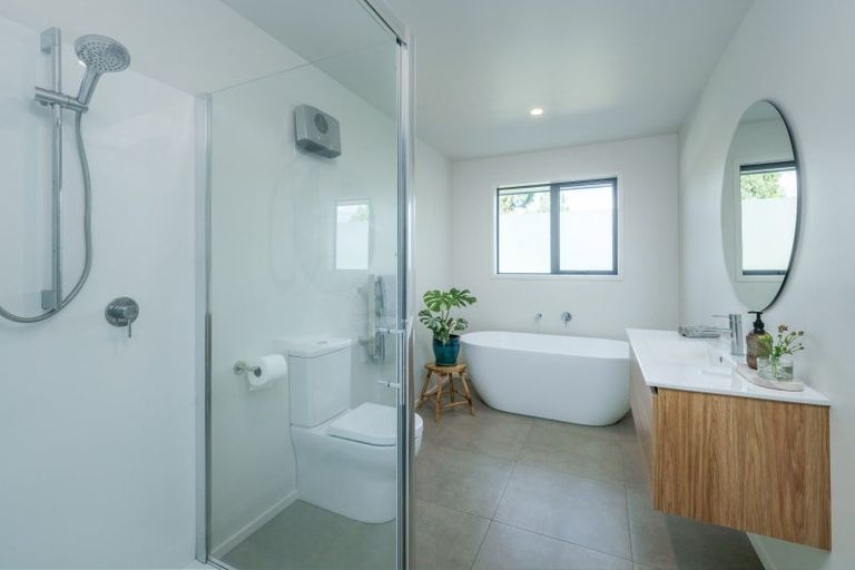 Photo of property in 153 Main Road, Luggate, Cromwell, 9383