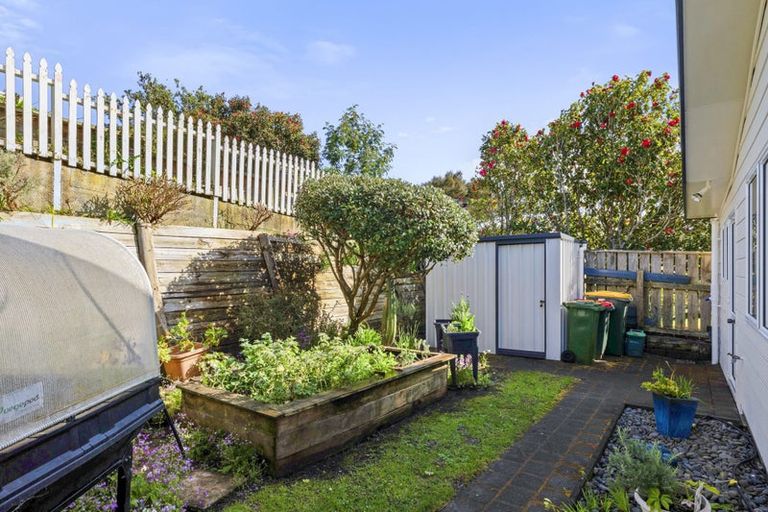 Photo of property in 3 Salcombe Terrace, Welbourn, New Plymouth, 4312