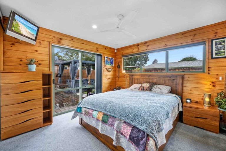 Photo of property in 1 Coolen Place, Tuakau, 2121