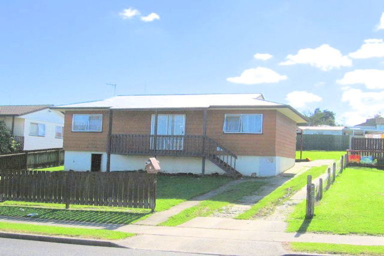 Photo of property in 3 Palermo Place, Clover Park, Auckland, 2023