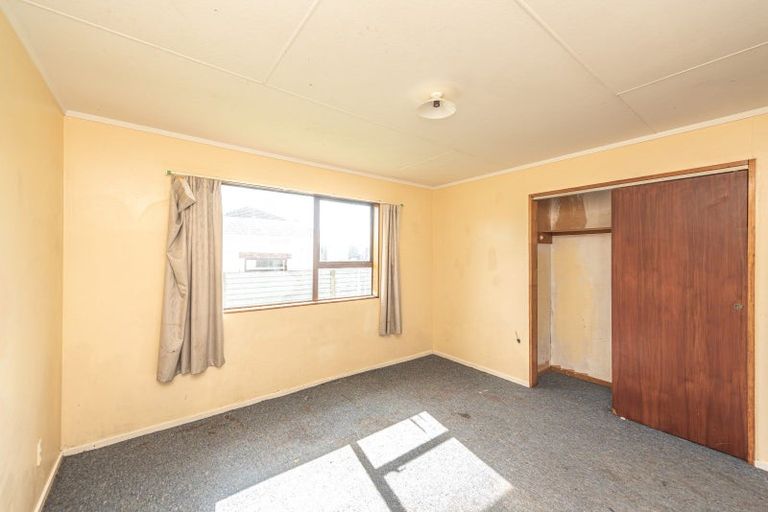 Photo of property in 35 Carson Street, Castlecliff, Whanganui, 4501