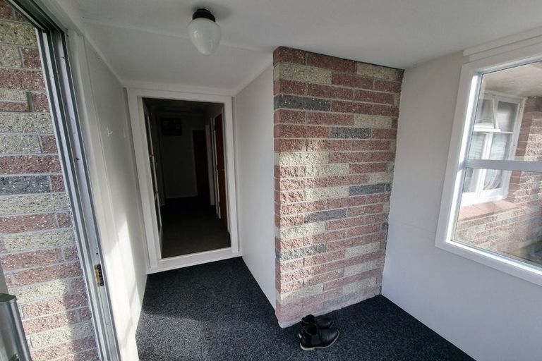 Photo of property in 77 Wai-iti Crescent, Woburn, Lower Hutt, 5010