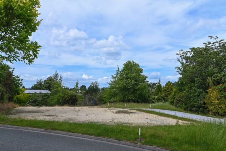 Photo of property in 75 Tawavale Street, Pukehangi, Rotorua, 3015