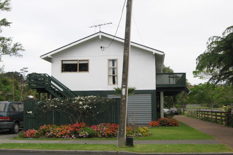 Photo of property in 34 Ladies Mile, Manly, Whangaparaoa, 0930