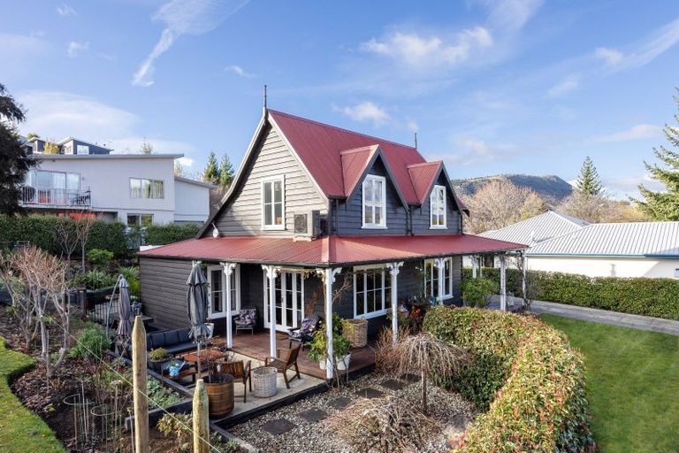 Photo of property in 54 Hedditch Street, Wanaka, 9305