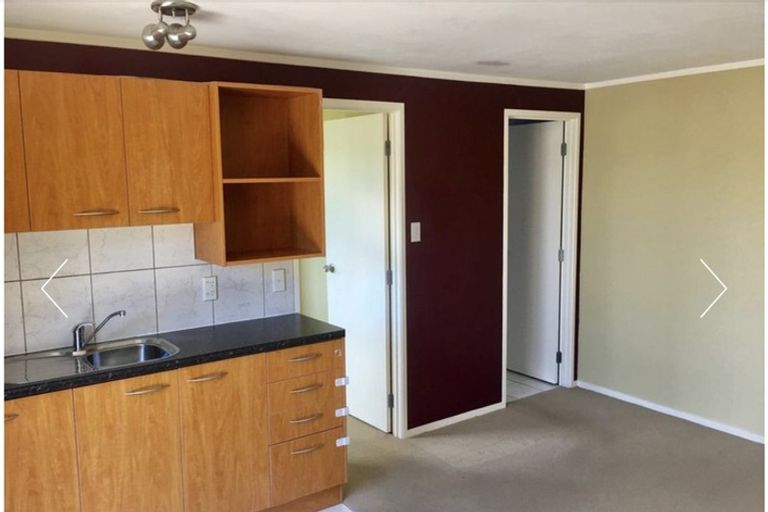 Photo of property in 28 Harford Place, Pakuranga Heights, Auckland, 2010