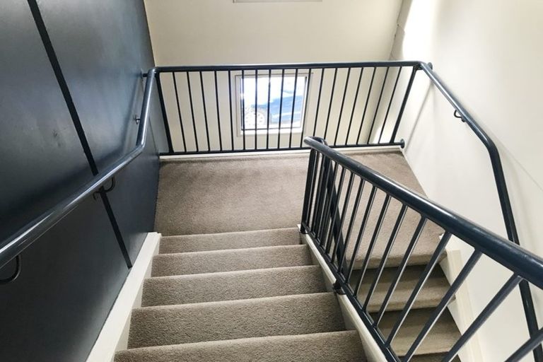 Photo of property in 7b/9 Laidlaw Way, East Tamaki, Auckland, 2019