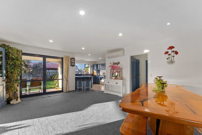 Photo of property in 6 Admiralty Place, Waikawa, Picton, 7220