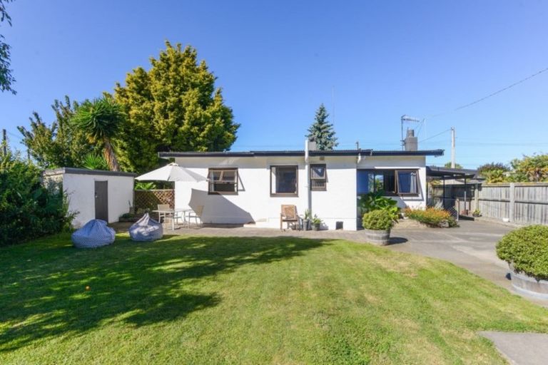 Photo of property in 35 Napier Street, Jervoistown, Napier, 4112