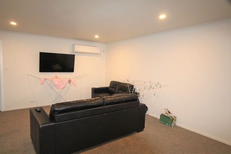 Photo of property in Includes 135, 137 Harbour Tce, 139 Harbour Terrace, North Dunedin, Dunedin, 9016