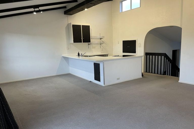 Photo of property in 35 Chorley Grove, Churton Park, Wellington, 6037