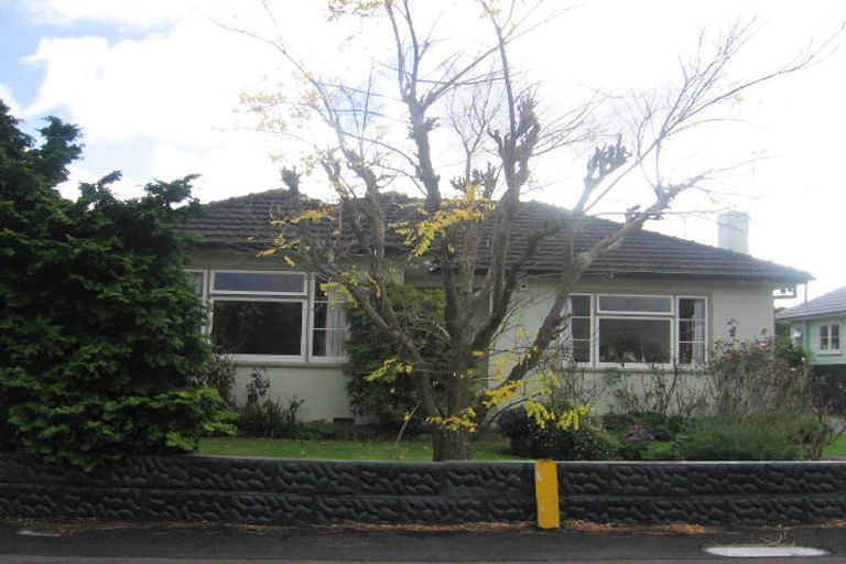 Photo of property in 15 Rewa Street, Takaro, Palmerston North, 4412