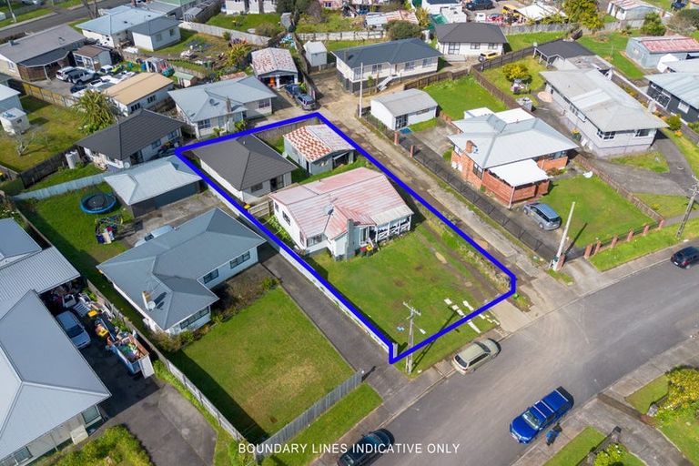 Photo of property in 14 Wakelin Road, Mangere East, Auckland, 2024