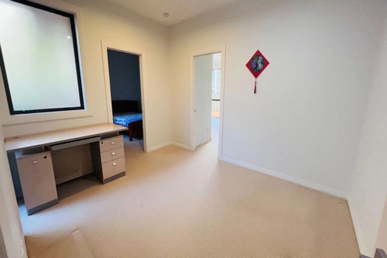 Photo of property in 15 Ballymore Drive, Pinehill, Auckland, 0632