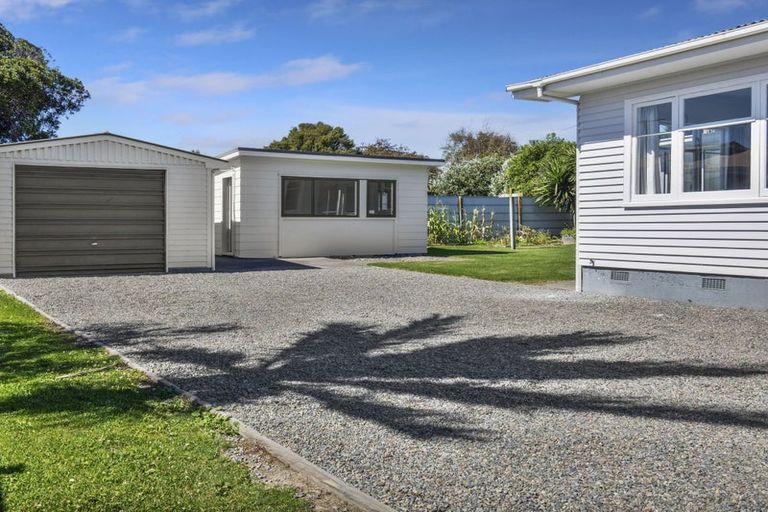 Photo of property in 20 Aotaki Street, Otaki, 5512
